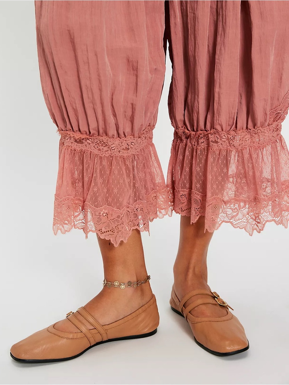 NWOT Free People Gemini Flats in Vachetta